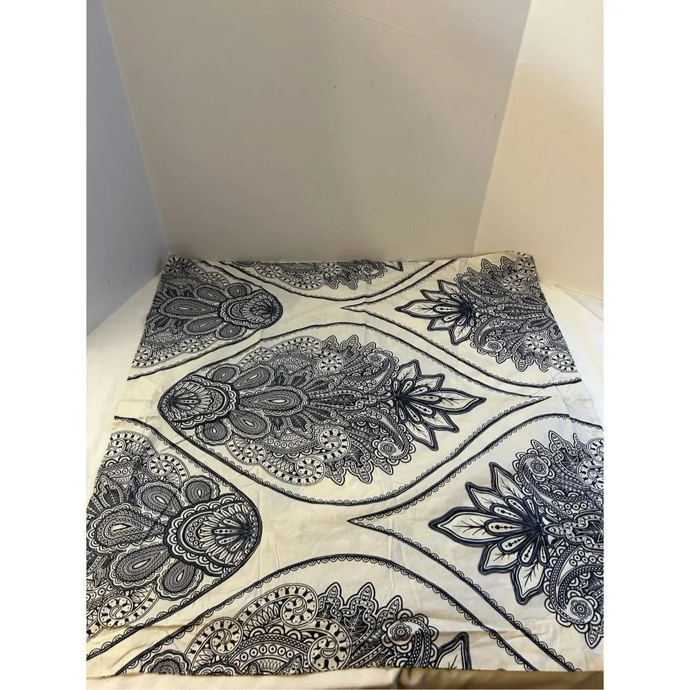 Euro Pottery Barn sham pillow case white blue flowers‎ 26x26” replacement